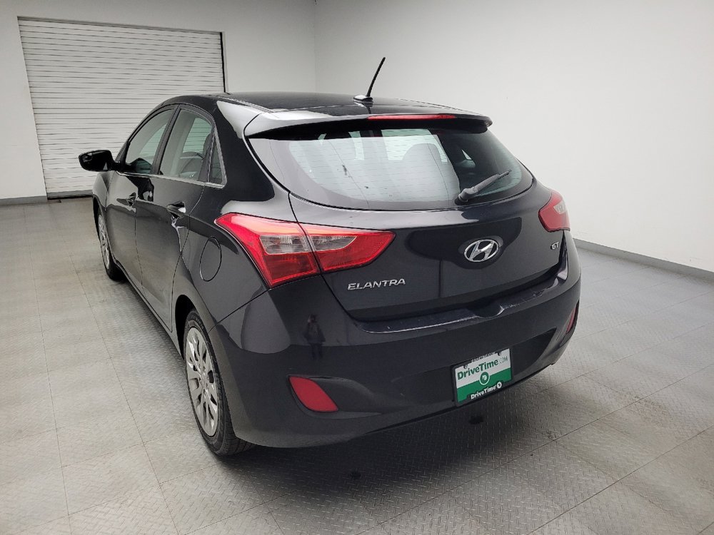 Used 2017 Hyundai Elantra GT FWD image 5