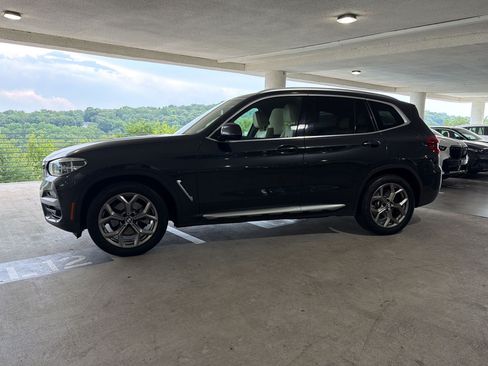 Used 2021 BMW X3 sDrive30i w/ Executive Package RWD image 2