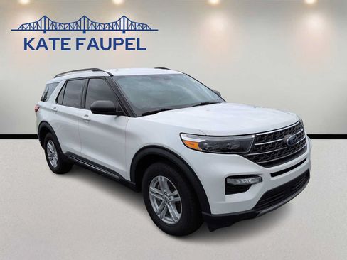 Used 2022 Ford Explorer XLT w/ Equipment Group 202A AWD/4WD image 1