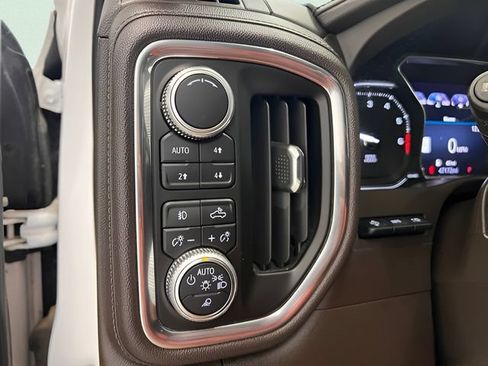 Used 2019 GMC Sierra 1500 Denali w/ Denali Ultimate Package AWD/4WD image 23