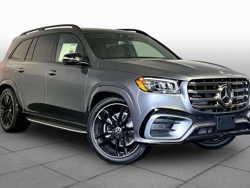 New 2026 Mercedes-Benz GLS 580 4MATIC image 19