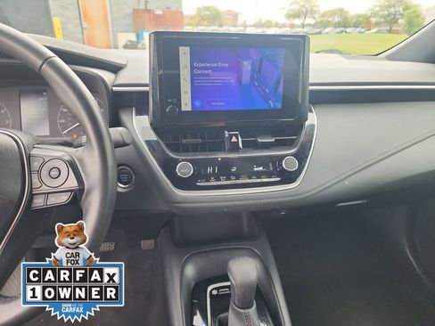 Used 2025 Toyota Corolla SE image 22