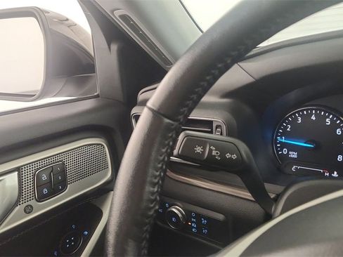 Used 2022 Ford Explorer Limited w/ Equipment Group 301A image 19