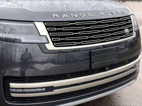 Used 2023 Land Rover Range Rover SE image 28