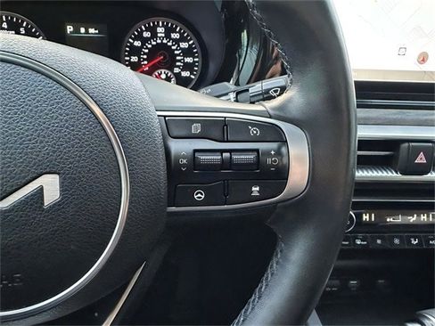 Used 2022 Kia K5 EX w/ EX Premium Package image 13