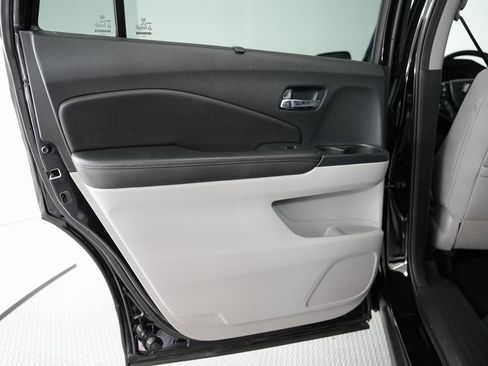 Used 2017 Honda Pilot Elite image 41