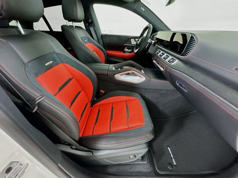 New 2026 Mercedes-Benz GLE 53 AMG 4MATIC Coupe image 31