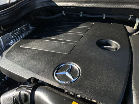 Used 2023 Mercedes-Benz GLE 350 4MATIC image 32