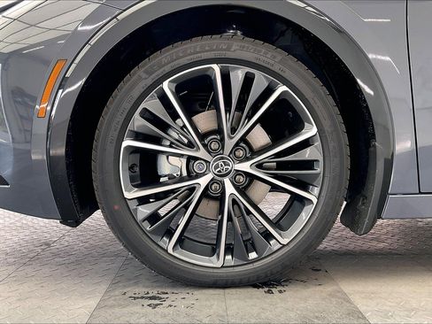 New 2026 Toyota Prius XLE image 14