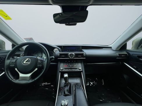 Used 2020 Lexus IS 300 w/ Navigation Package RWD image 10