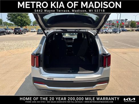 Used 2025 Kia Sorento SX Prestige AWD/4WD image 38