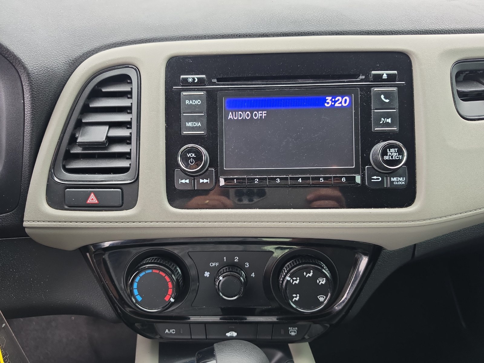 Used 2020 Honda HR-V LX image 17