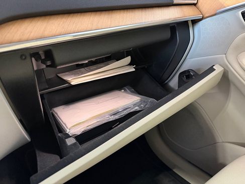 Used 2022 Volvo XC90 T8 Inscription Expression image 31