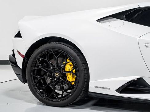 Used 2022 Lamborghini Huracan EVO AWD/4WD image 47