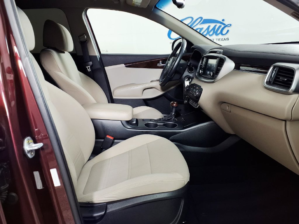 Used 2017 Kia Sorento FWD w/ LX Convenience Package image 13
