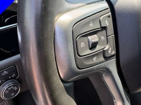 Used 2024 Chevrolet Silverado 1500 LT AWD/4WD image 15