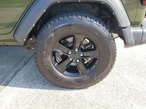 Used 2021 Jeep Wrangler Unlimited Sport AWD/4WD image 5