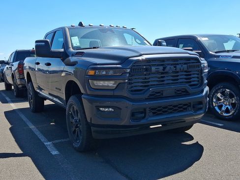 New 2026 RAM 2500 Big Horn AWD/4WD image 1