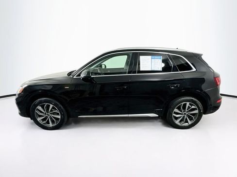 Used 2023 Audi Q5 2.0T Premium w/ Convenience Package AWD/4WD image 4