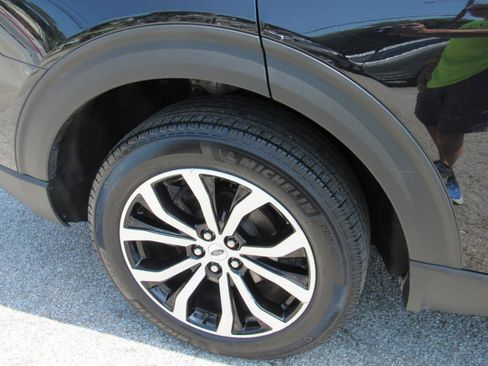 Used 2025 Ford Explorer ST-Line AWD/4WD image 4