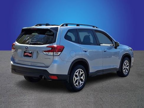 Certified 2024 Subaru Forester Premium AWD/4WD image 4