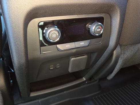 New 2026 Chevrolet Traverse LT w/ Driver Confidence Package image 21