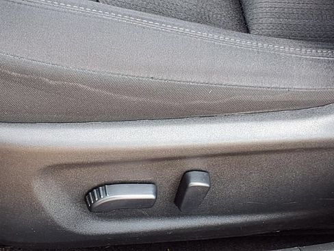 Used 2024 Nissan Altima 2.5 SV FWD image 4