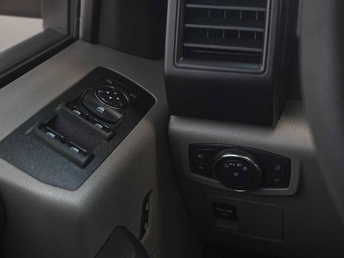 Used 2019 Ford F150 XL w/ Equipment Group 101A Mid AWD/4WD image 22