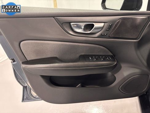 Used 2021 Volvo S60 T6 R-Design image 15