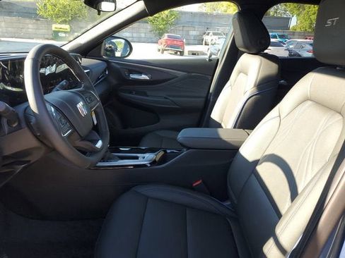 New 2026 Buick Envista Sport Touring w/ Convenience I Package image 18