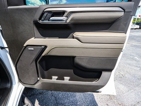 New 2025 Chevrolet Silverado 1500 ZR2 w/ Technology Package image 45