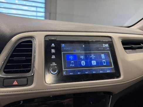 Used 2022 Honda HR-V EX image 14