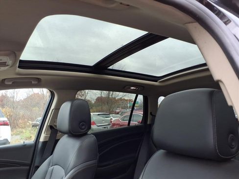 Used 2016 Buick Envision Premium image 16