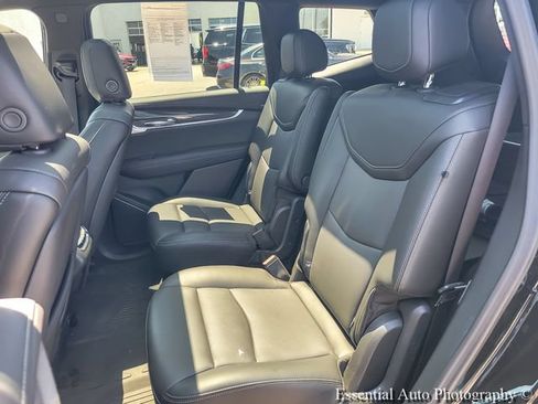 Certified 2024 Cadillac XT6 Sport w/ LPO, Floor Liner Package AWD/4WD image 19