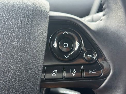 Used 2020 Toyota Prius Prime Limited image 29