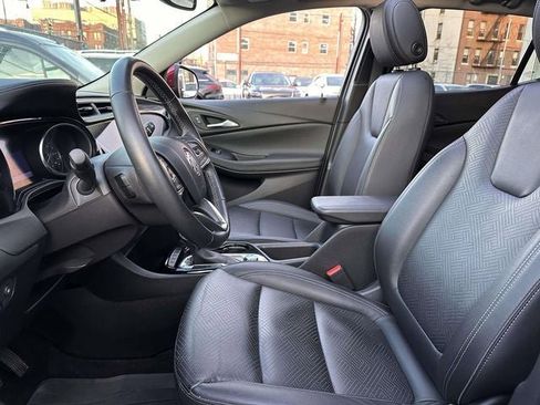 Used 2023 Buick Encore GX Essence w/ Experience Buick Package image 19