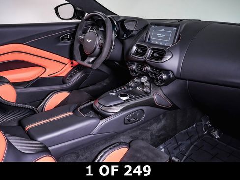 Used 2023 Aston Martin V12 Vantage Roadster image 18