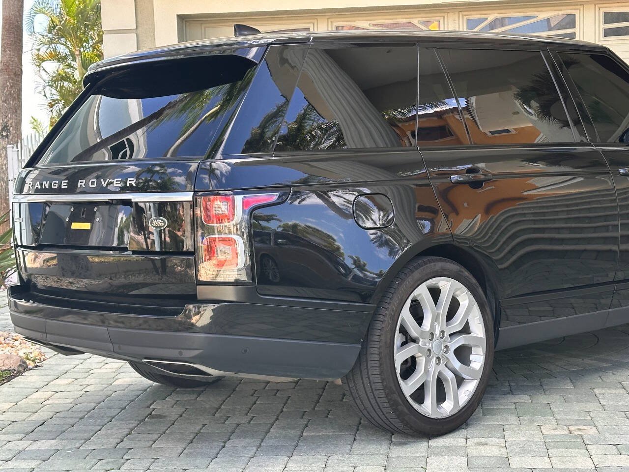 Used 2019 Land Rover Range Rover Long Wheelbase Supercharged AWD/4WD image 6