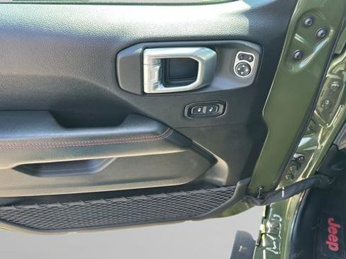 Used 2020 Jeep Wrangler Unlimited Rubicon w/ Quick Order Package 28Y Recon AWD/4WD image 11