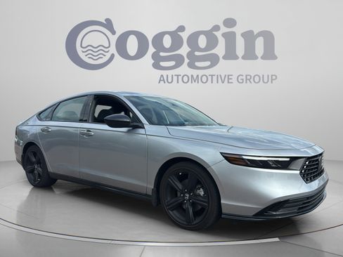 Certified 2024 Honda Accord Sport image 7