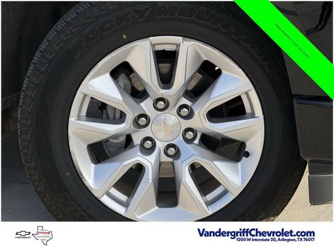 Used 2024 Chevrolet Silverado 1500 Custom RWD image 9
