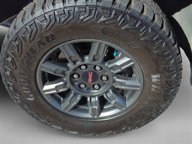 Used 2024 GMC Sierra 1500 AT4X AWD/4WD image 26
