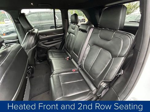 Used 2024 Jeep Grand Cherokee Limited image 17