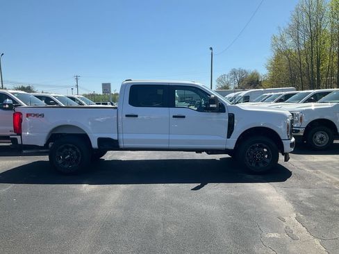 New 2026 Ford F250 XL w/ STX Appearance Package AWD/4WD image 4