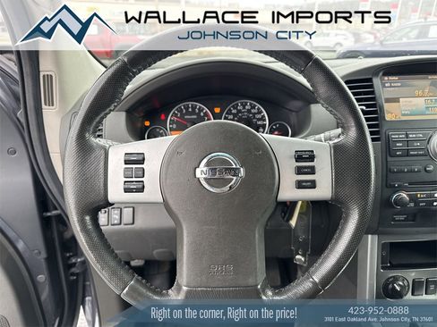 Used 2011 Nissan Pathfinder SV w/ Protection Pkg image 27