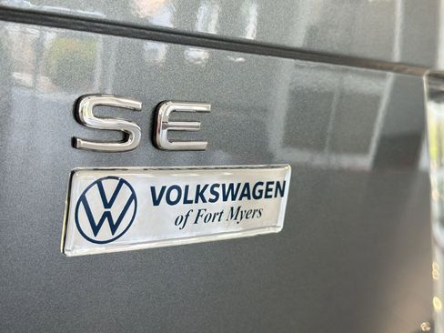 Used 2024 Volkswagen Tiguan SE R-Line FWD image 35