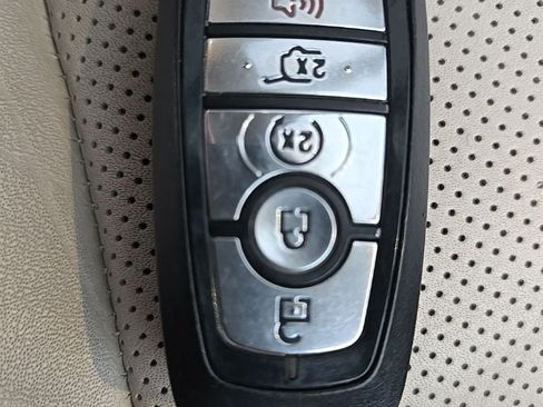 Used 2022 Ford Expedition Platinum AWD/4WD image 46