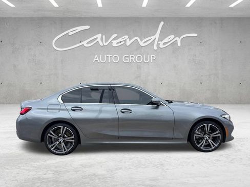 Used 2024 BMW 330i Sedan w/ Convenience Package RWD image 21