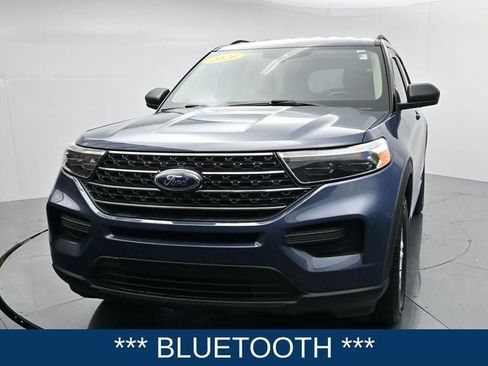 Used 2021 Ford Explorer XLT AWD/4WD image 4