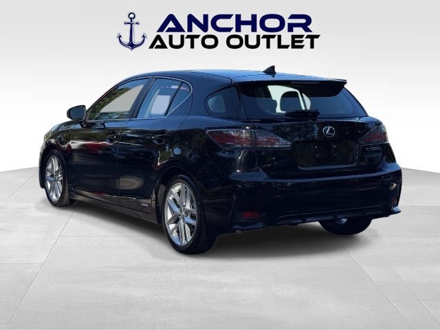 Used 2016 Lexus CT 200h w/ Navigation Package FWD image 6